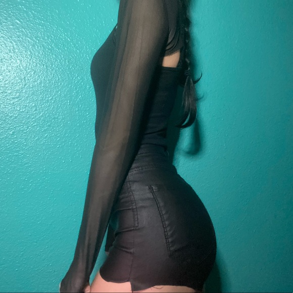 H&M Sexy Black Waxed Cheeky Shorts - Picture 3 of 6